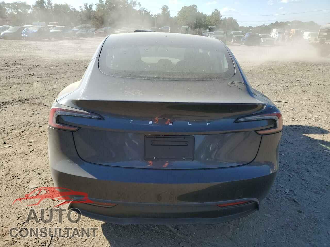 TESLA MODEL 3 2024 - 5YJ3E1EA0RF855981