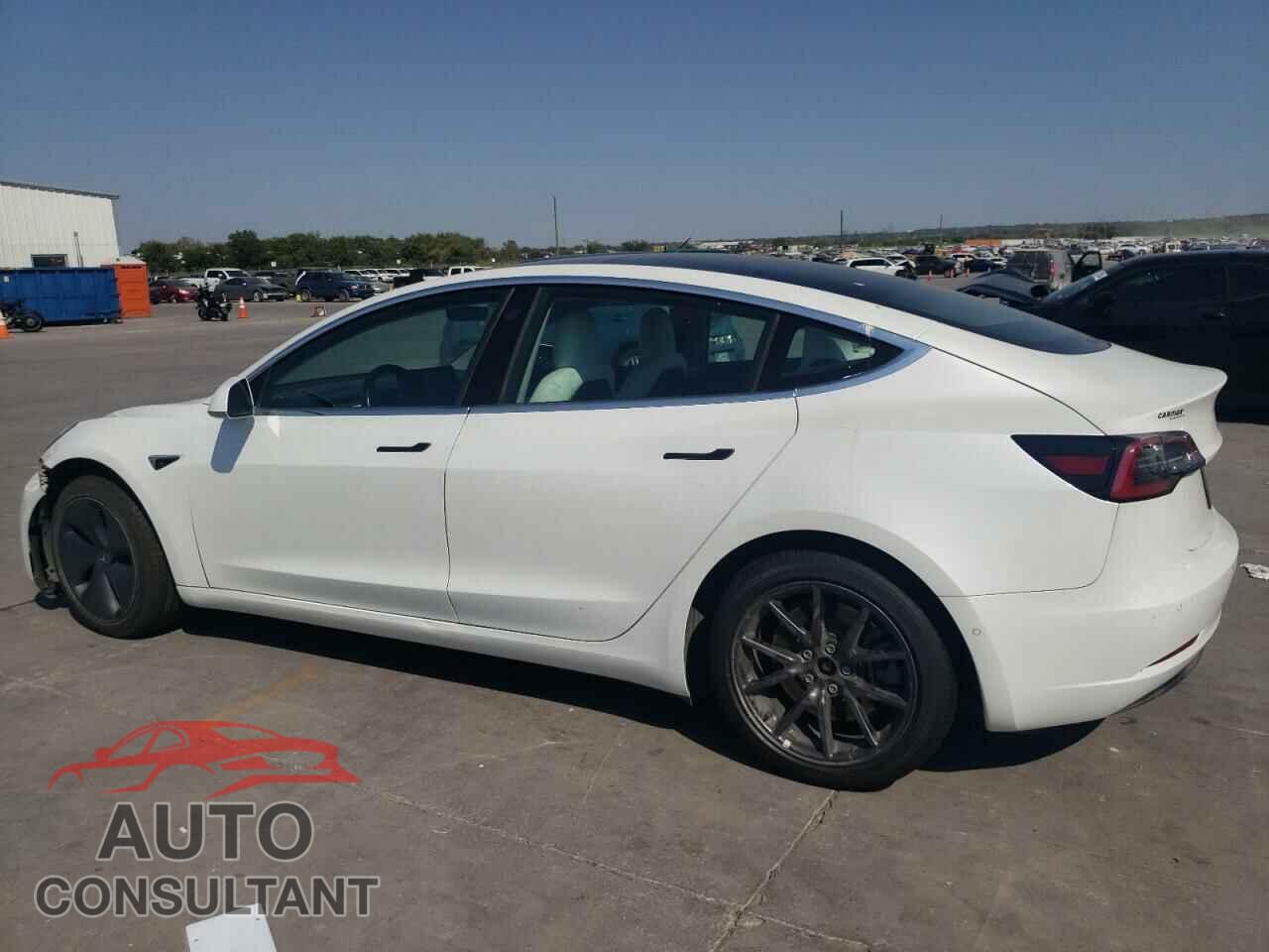 TESLA MODEL 3 2019 - 5YJ3E1EB5KF421554