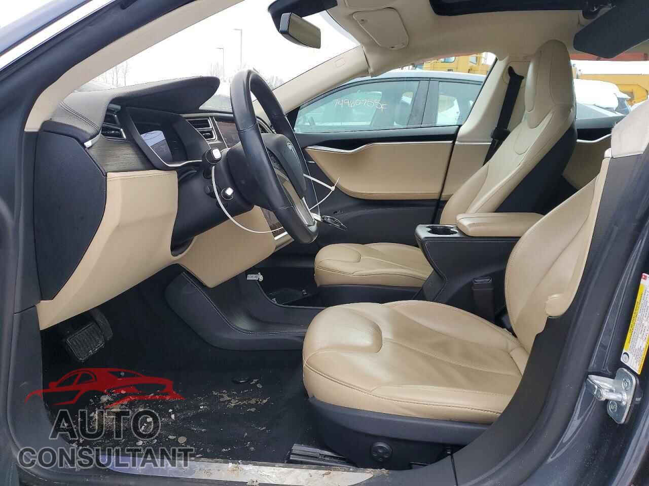 TESLA MODEL S 2015 - 5YJSA1H29FFP71312