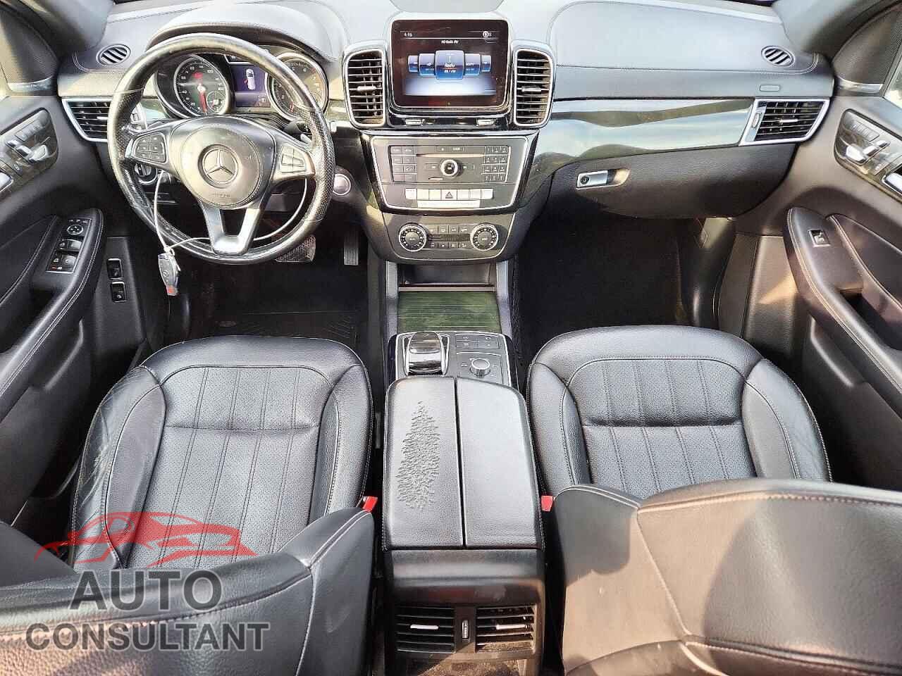 MERCEDES-BENZ GLS-CLASS 2018 - 4JGDF6EE2JB182356
