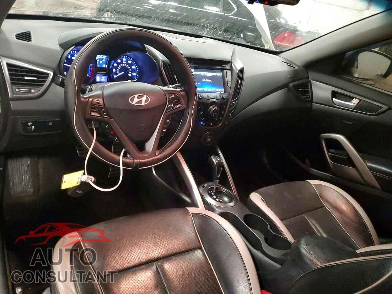 HYUNDAI VELOSTER 2013 - KMHTC6AE6DU140565
