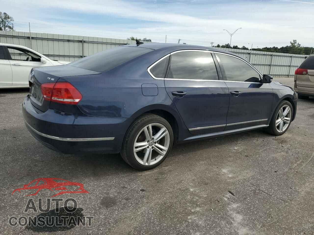 VOLKSWAGEN PASSAT 2015 - 1VWBT7A30FC058504