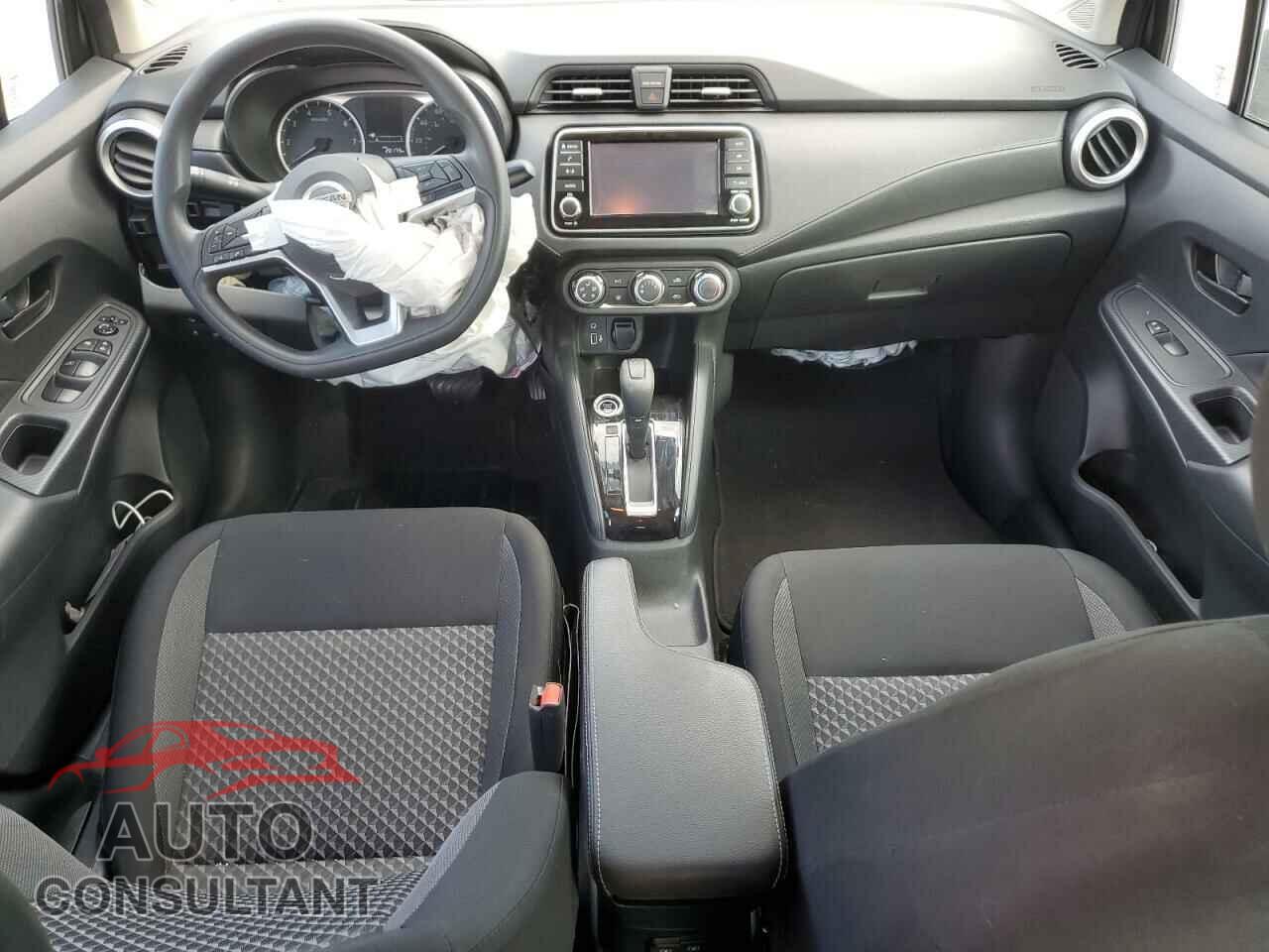 NISSAN VERSA 2020 - 3N1CN8DV5LL903533