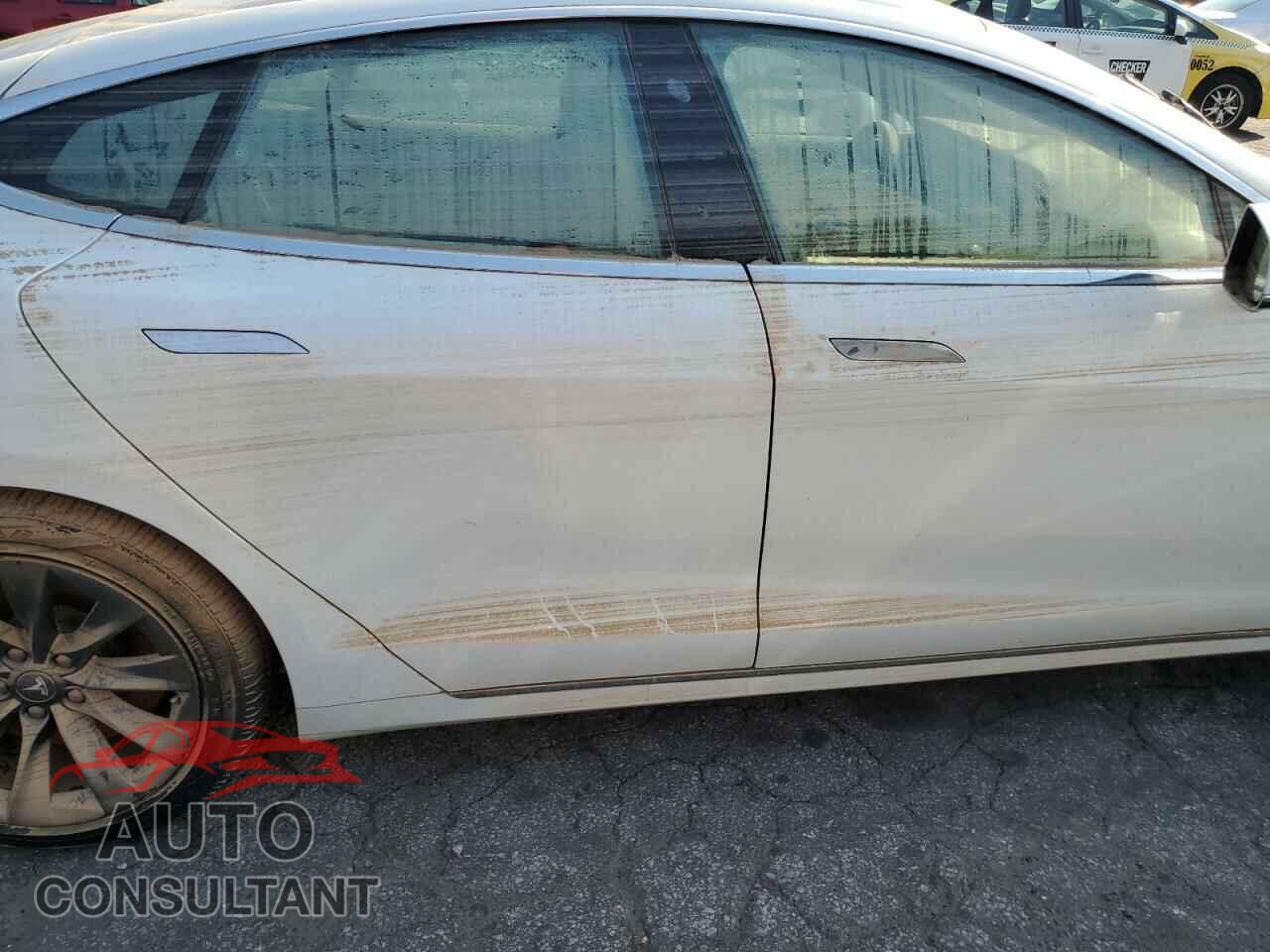 TESLA MODEL S 2020 - 5YJSA1E22LF360575