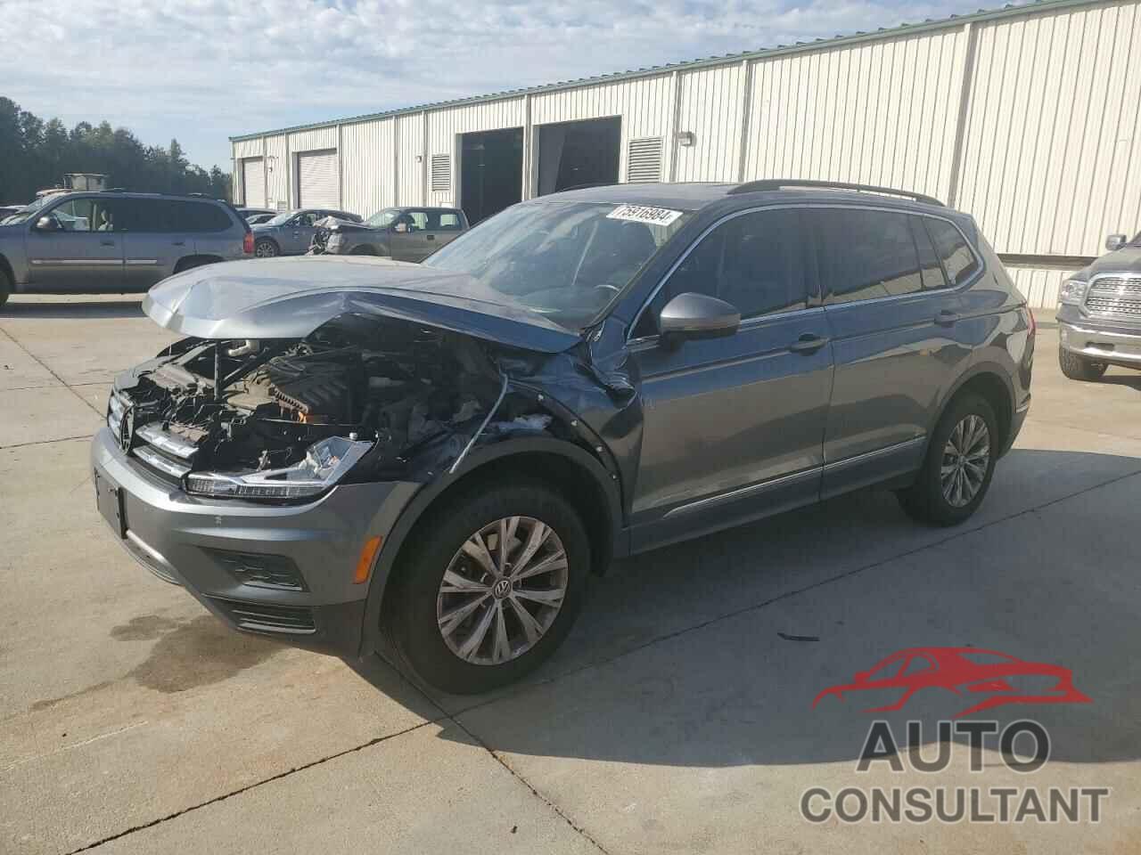 VOLKSWAGEN TIGUAN 2018 - 3VV2B7AX3JM143032