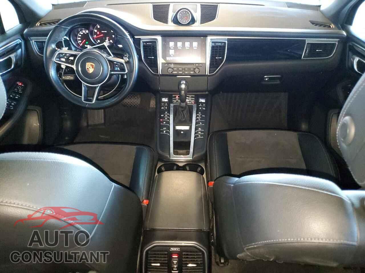 PORSCHE MACAN 2018 - WP1AA2A58JLB14754