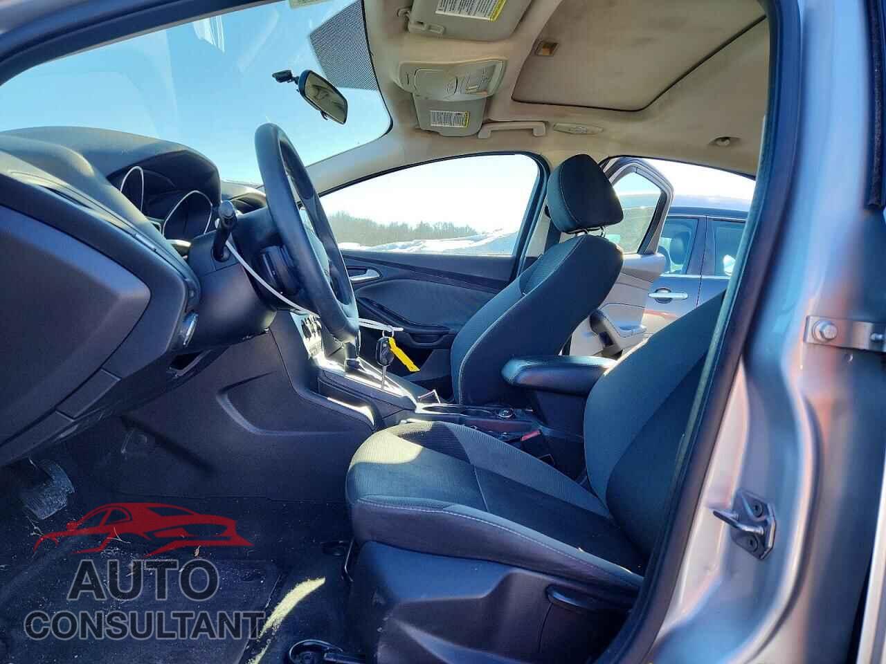 FORD FOCUS 2014 - 1FADP3F22EL242212