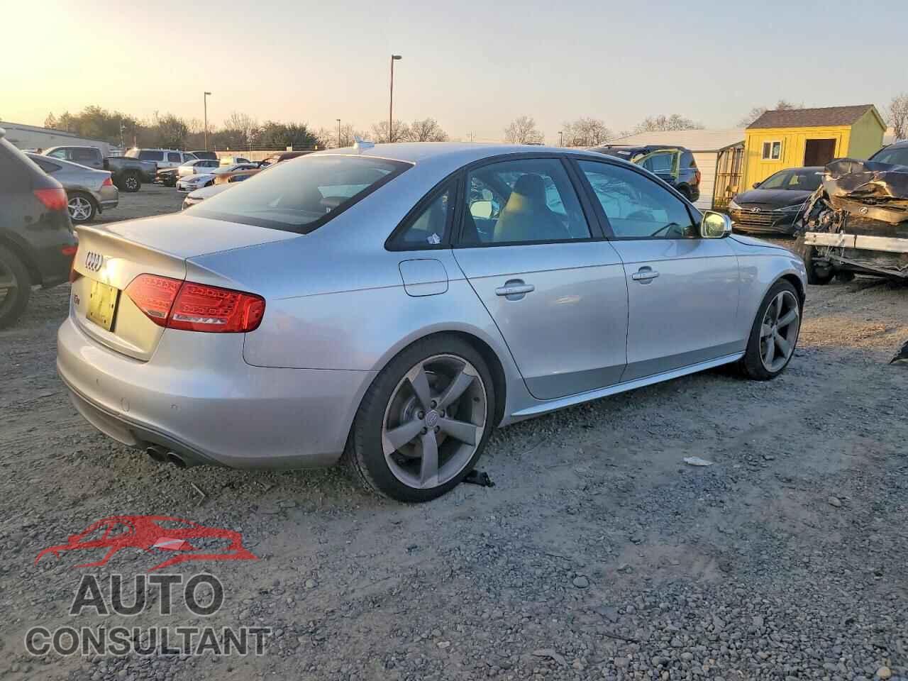 AUDI S4/RS4 2011 - WAUDGAFL9BA098363
