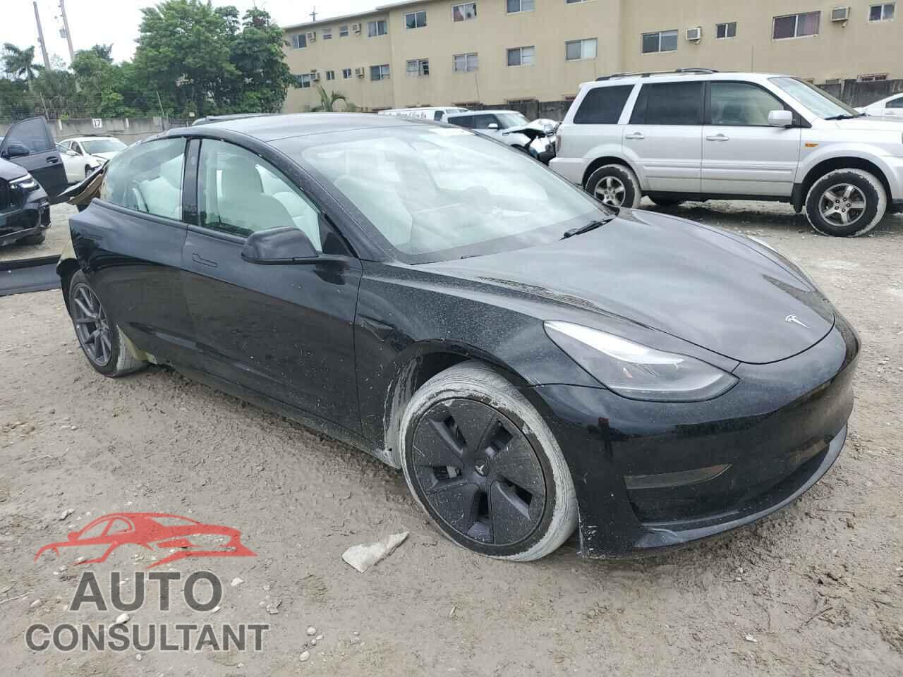 TESLA MODEL 3 2022 - 5YJ3E1EA0NF204795