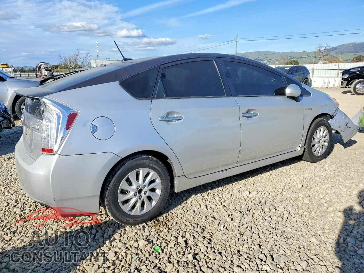 TOYOTA PRIUS 2012 - JTDKN3DP5C3029516