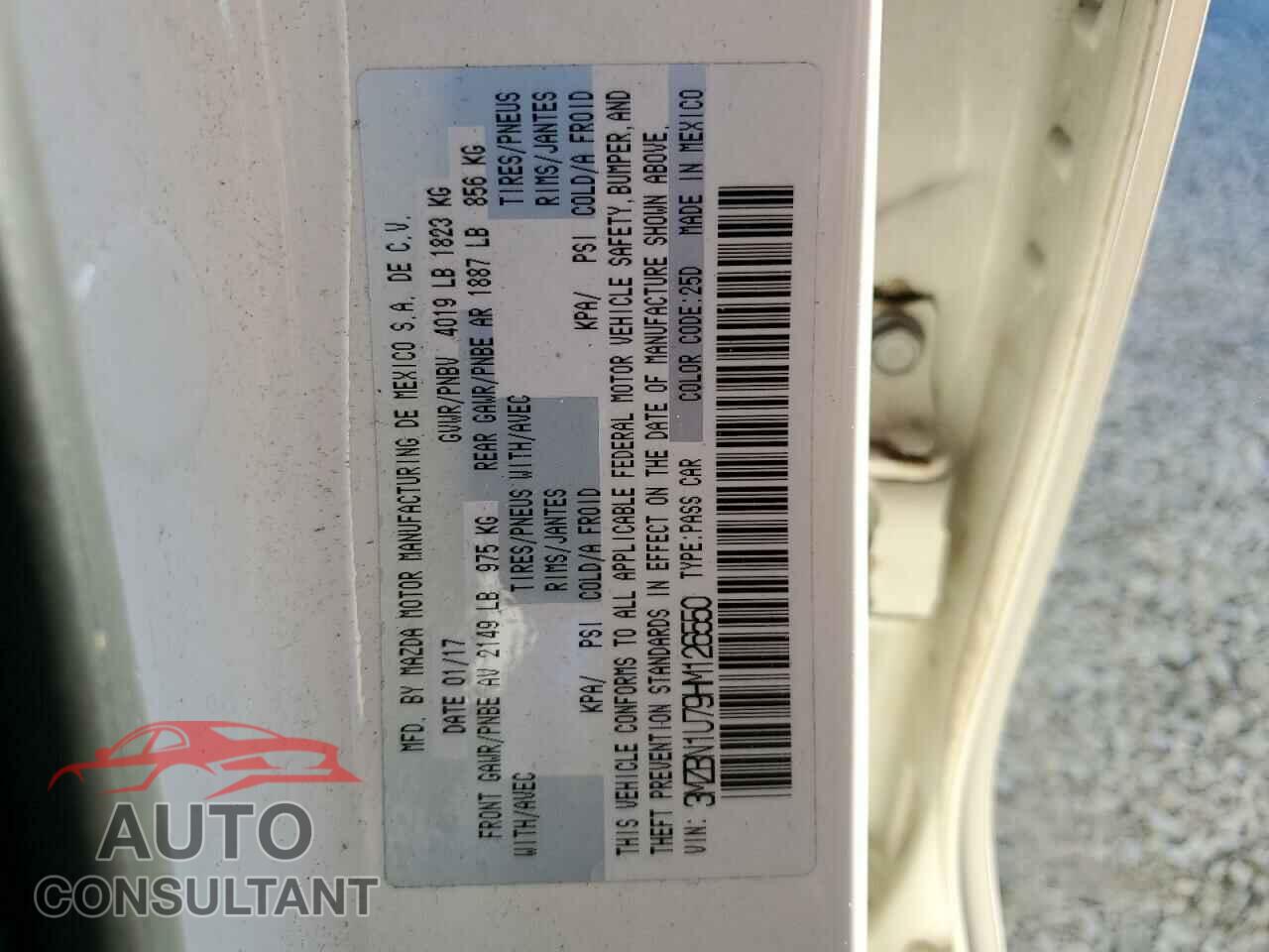 MAZDA 3 2017 - 3MZBN1U79HM126550
