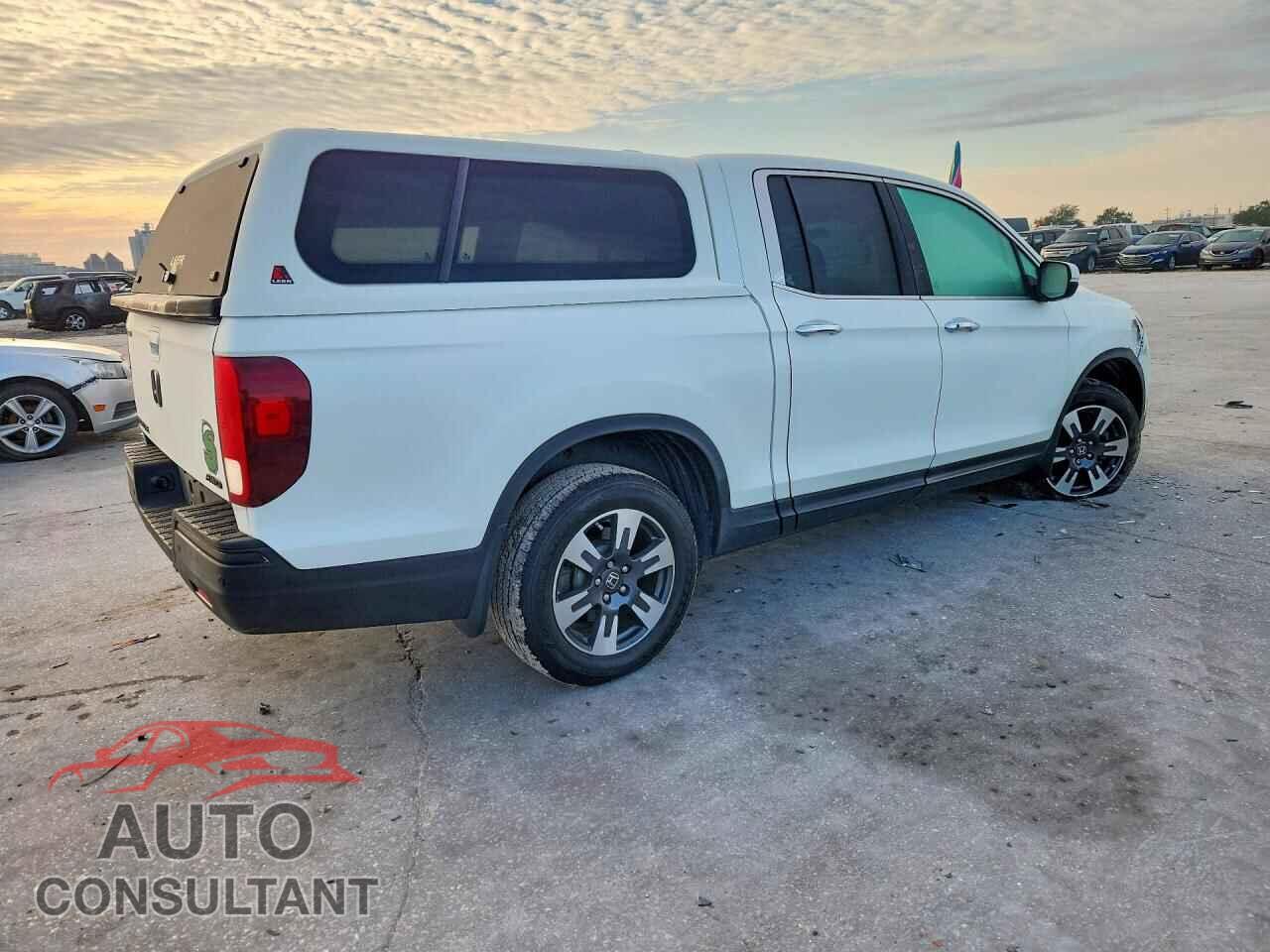 HONDA RIDGELINE 2019 - 5FPYK3F7XKB005673