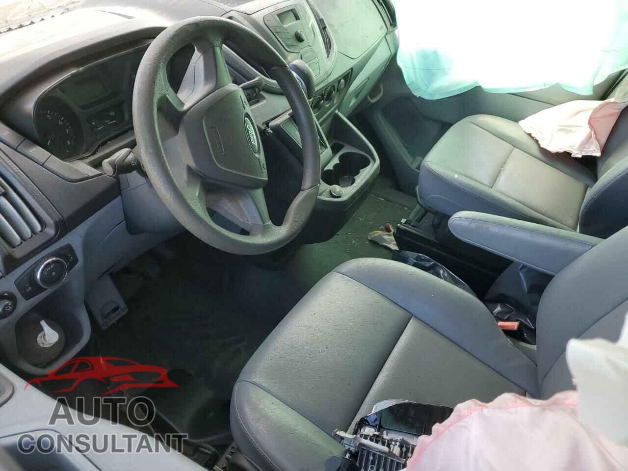 FORD TRANSIT 2017 - 1FTYR1YM5HKA70292