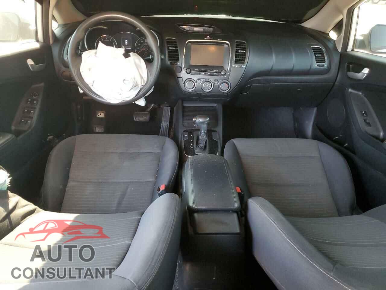 KIA FORTE 2018 - 3KPFL4A77JE191316