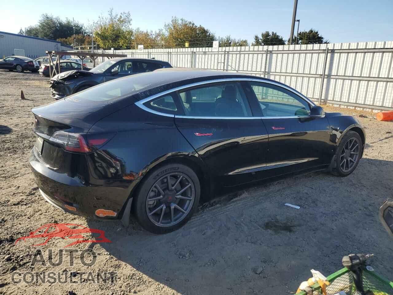 TESLA MODEL 3 2020 - 5YJ3E1EA2LF611286
