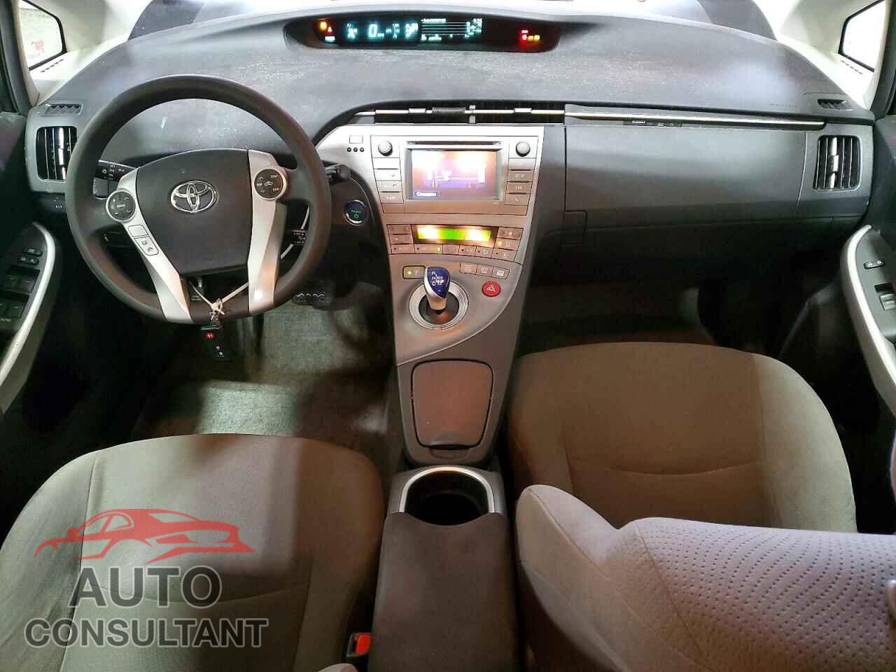 TOYOTA PRIUS 2015 - JTDKN3DU9F0412855