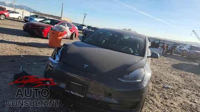 TESLA MODEL 3 2021 - 5YJ3E1EBXMF836727