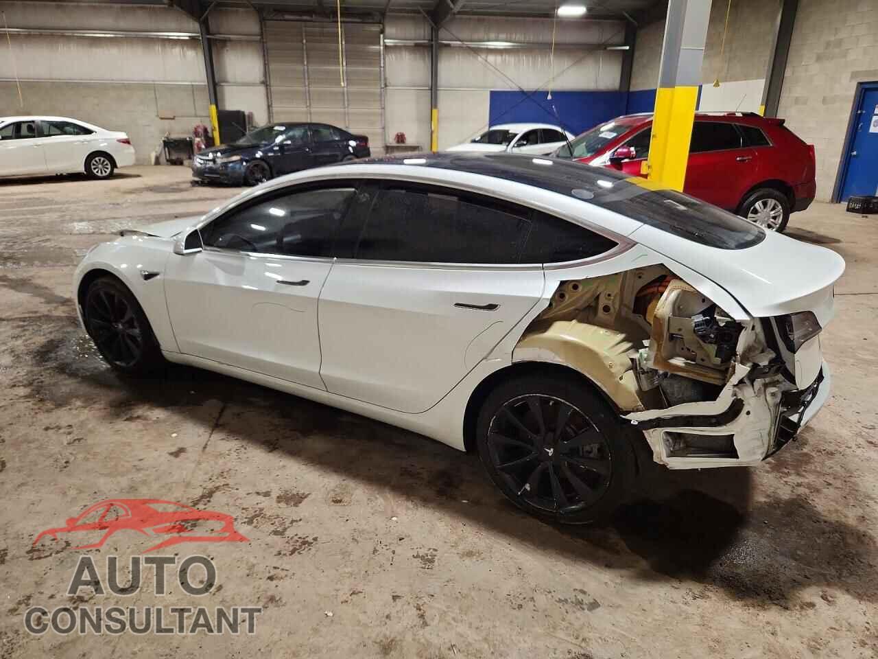 TESLA MODEL 3 2018 - 5YJ3E1EA5JF164885