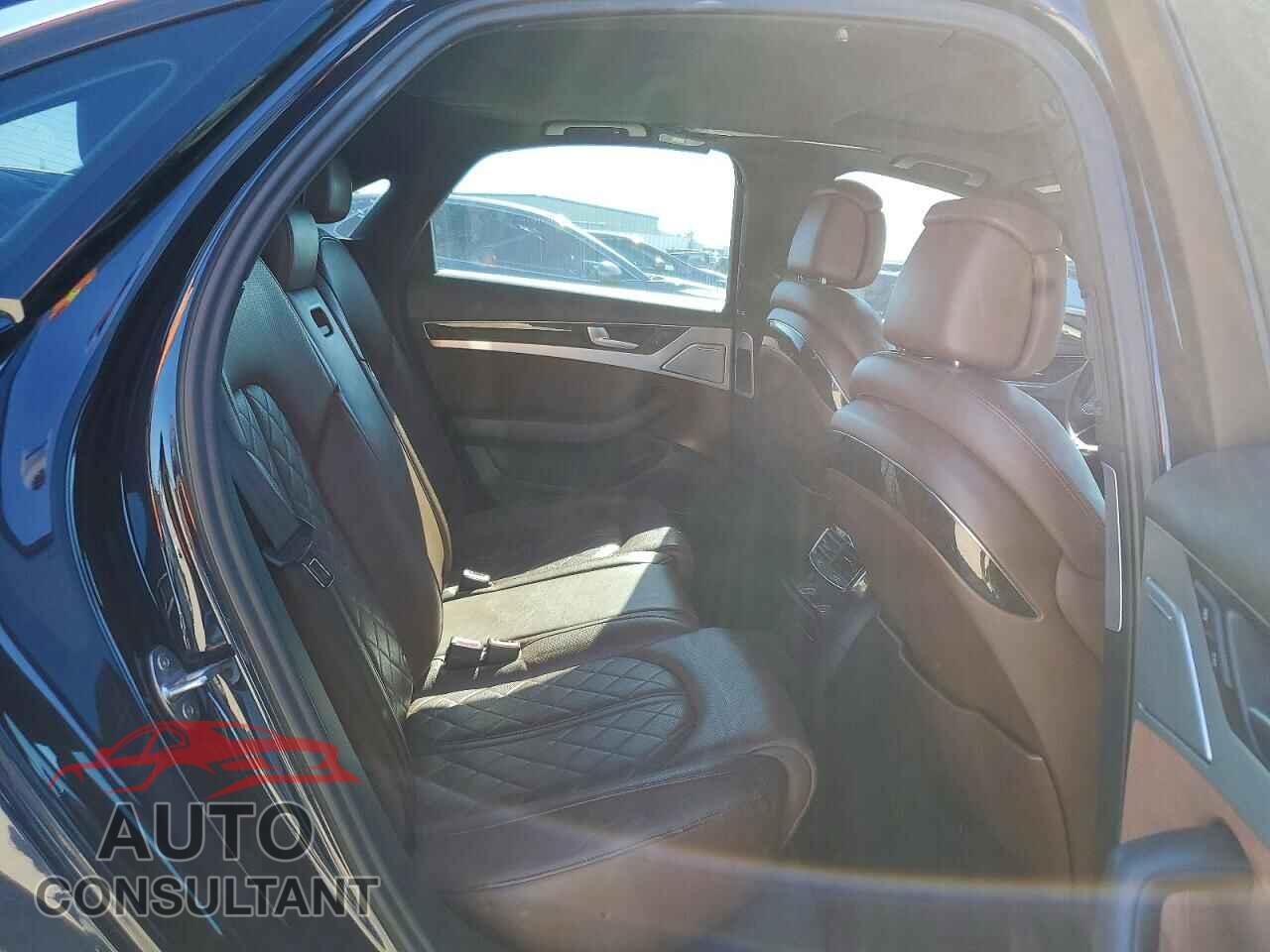 AUDI A8 2013 - WAUAGAFD0DN032680