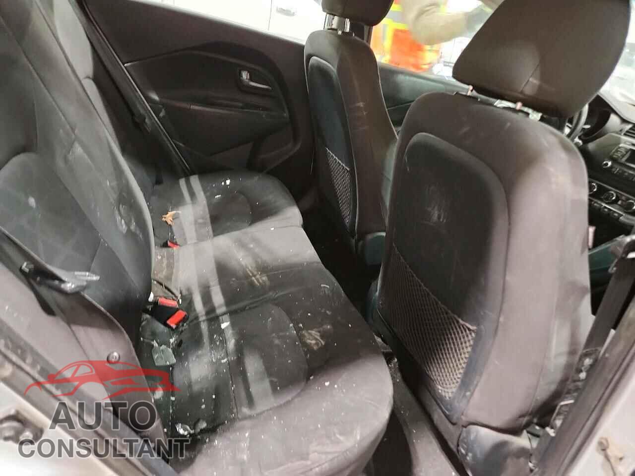 KIA RIO 2015 - KNADM4A35F6501099