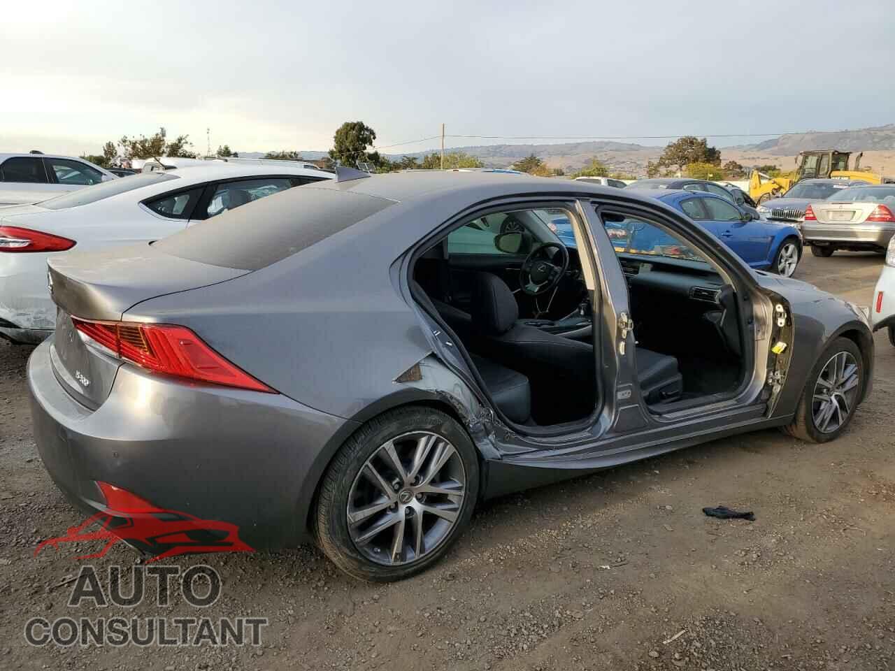 LEXUS IS 2020 - JTHDA1D20L5108415