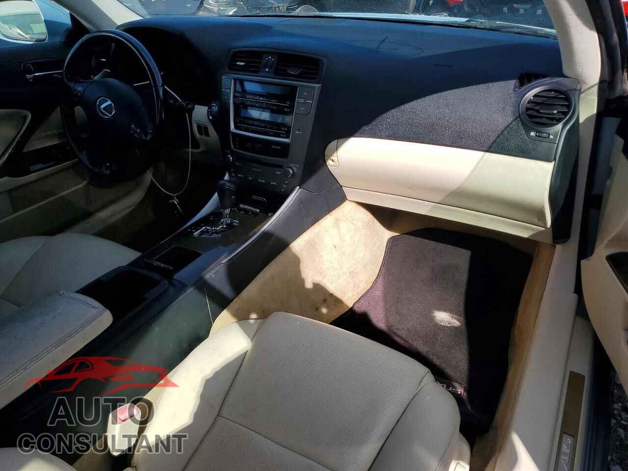 LEXUS IS 2010 - JTHFF2C22A2510727