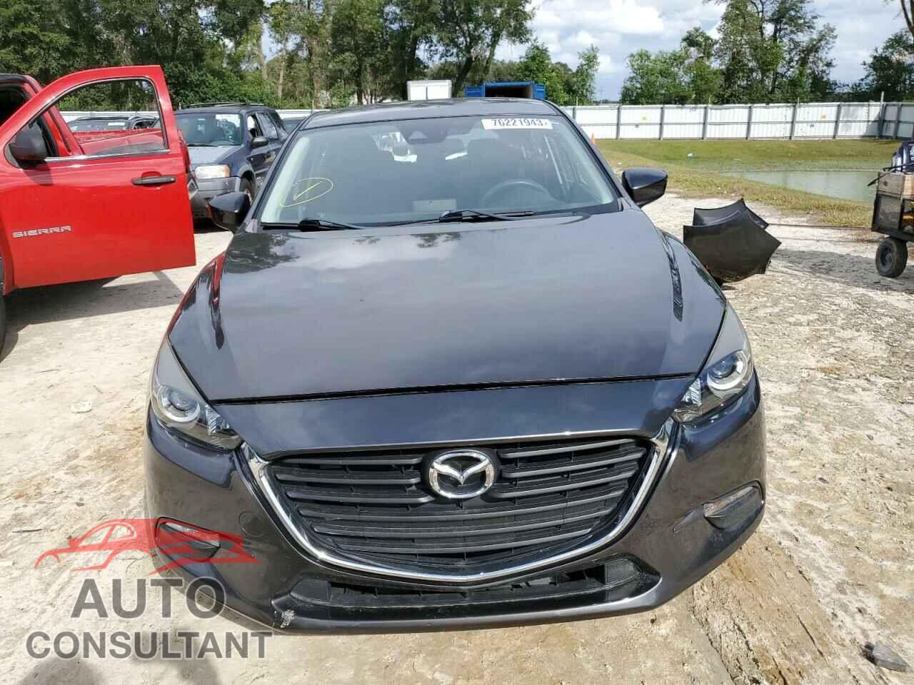 MAZDA 3 2018 - 3MZBN1K73JM162095