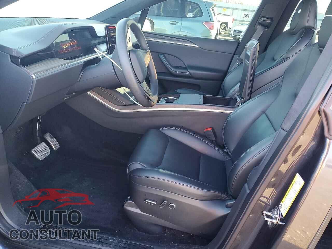 TESLA MODEL X 2023 - 7SAXCDE56PF422449