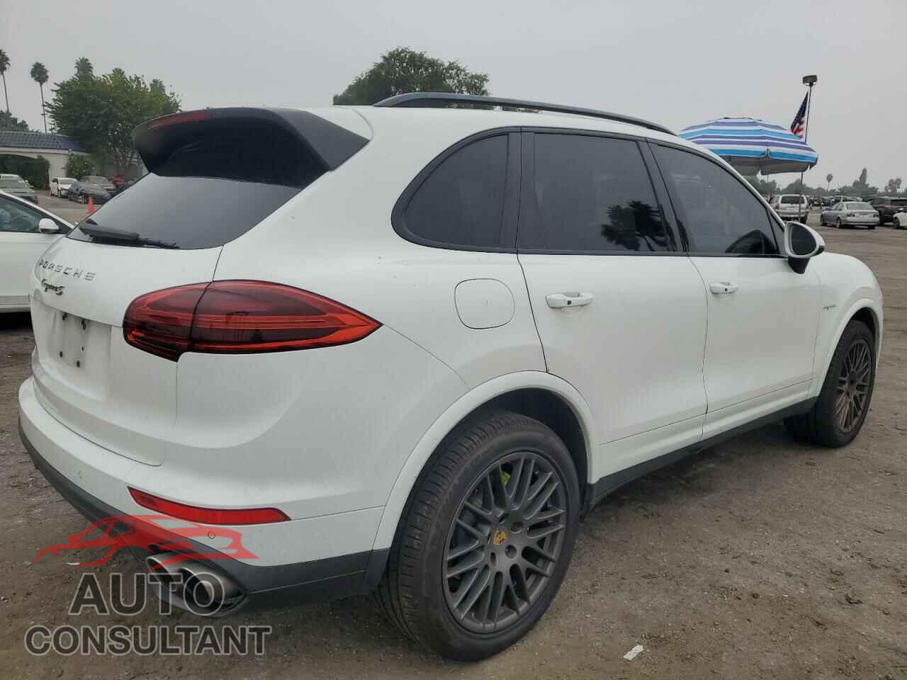 PORSCHE CAYENNE 2017 - WP1AE2A2XHLA75671