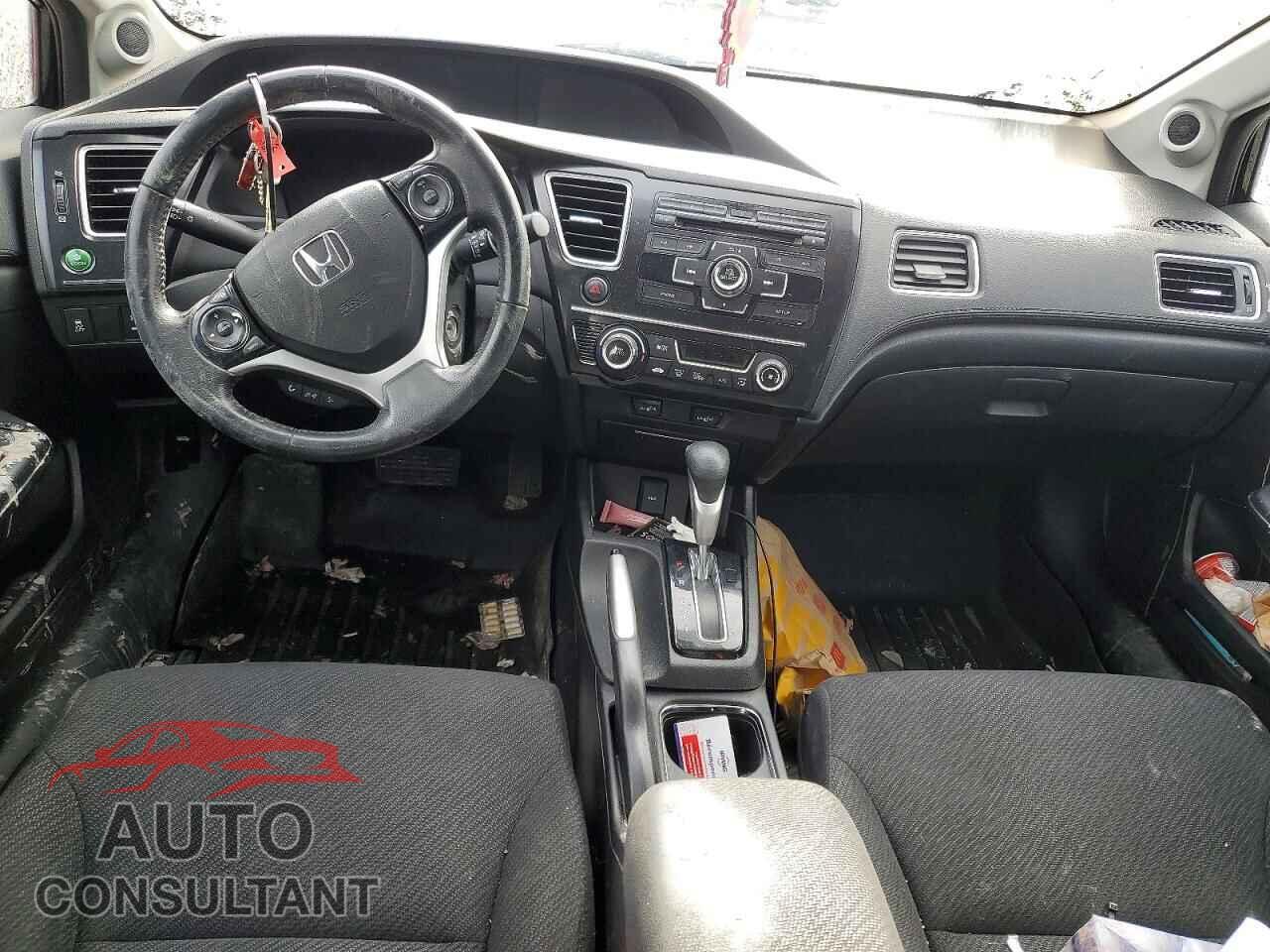 HONDA CIVIC 2013 - 2HGFB2F50DH024191
