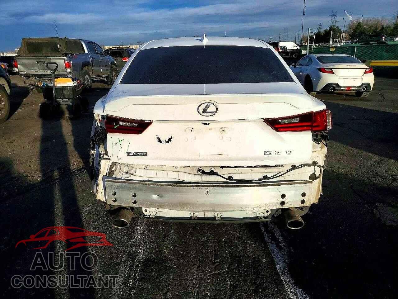 LEXUS IS 2015 - JTHBF1D20F5064767