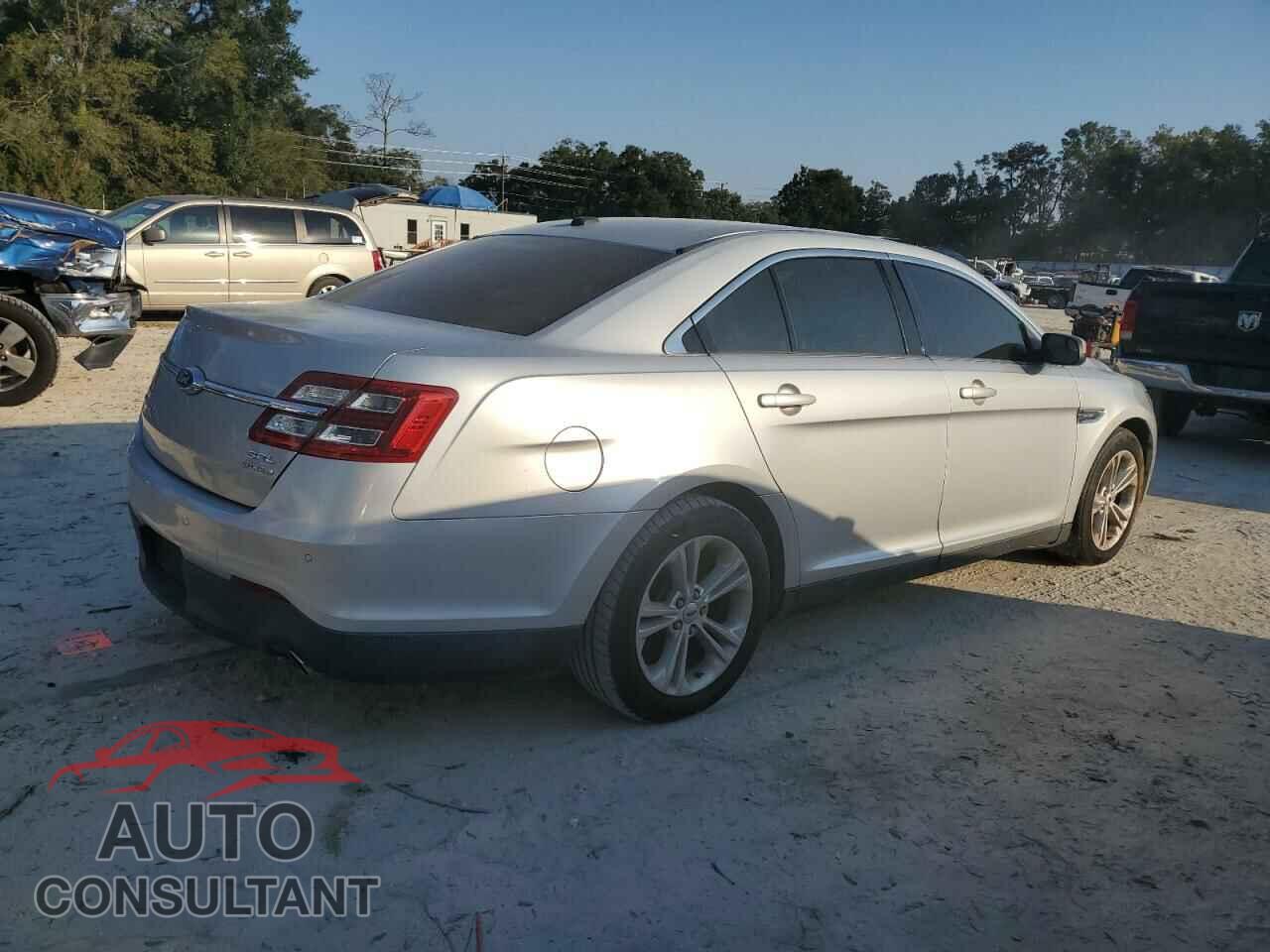 FORD TAURUS 2016 - 1FAHP2E88GG149904