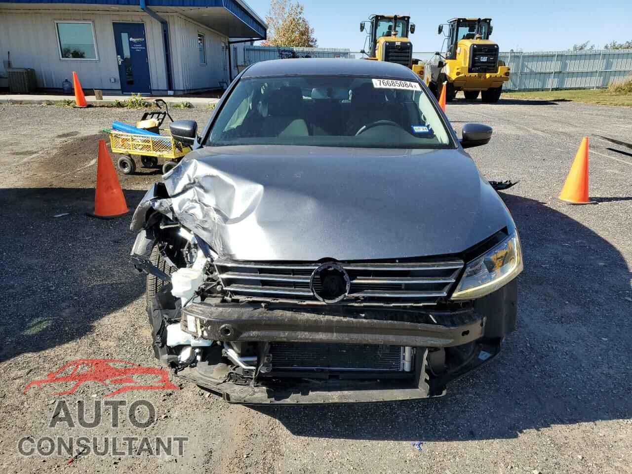 VOLKSWAGEN JETTA 2017 - 3VW2B7AJ5HM317054