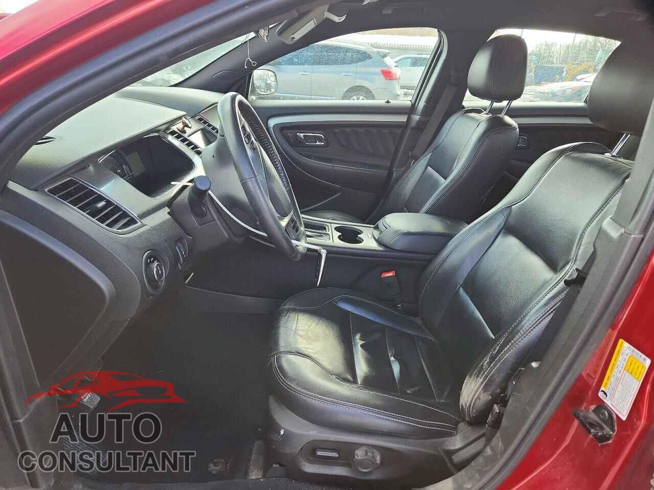 FORD TAURUS 2019 - 1FAHP2E82KG100643