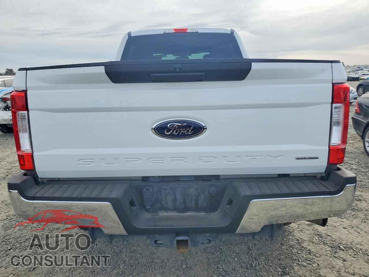 FORD F250 2017 - 1FT7W2B67HEC64163