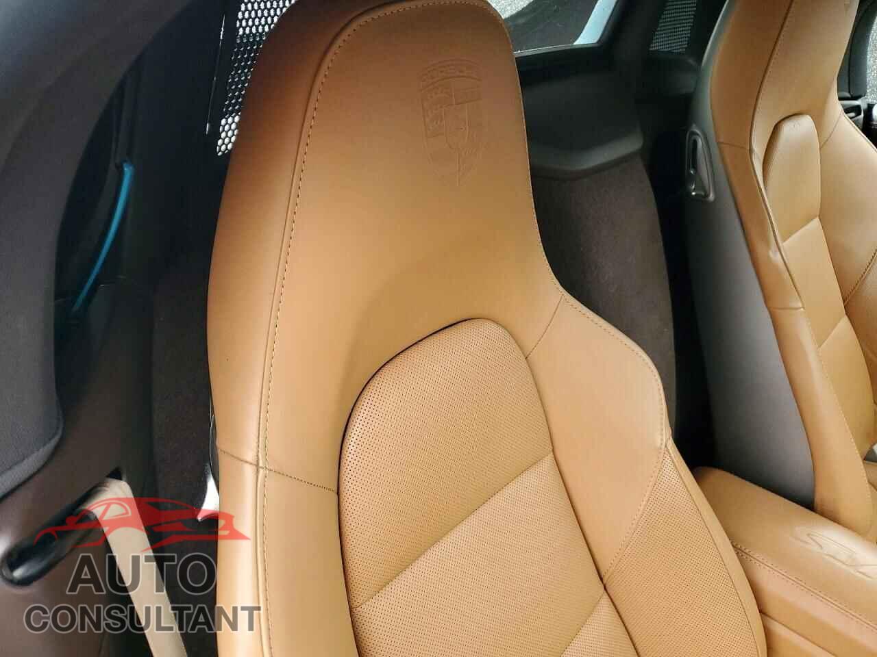 PORSCHE BOXSTER 2019 - WP0CB2A80KS228658