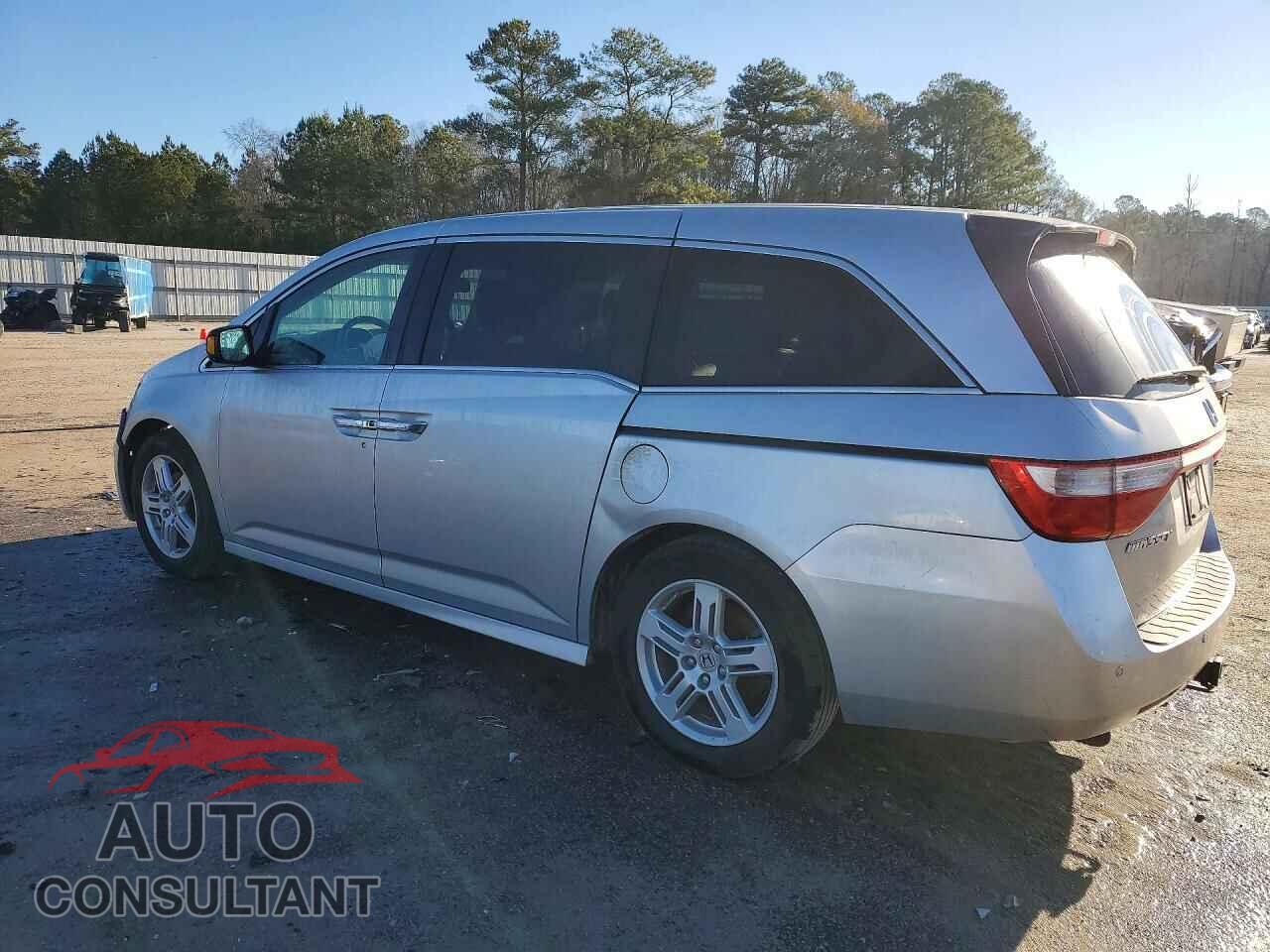 HONDA ODYSSEY 2013 - 5FNRL5H99DB080940