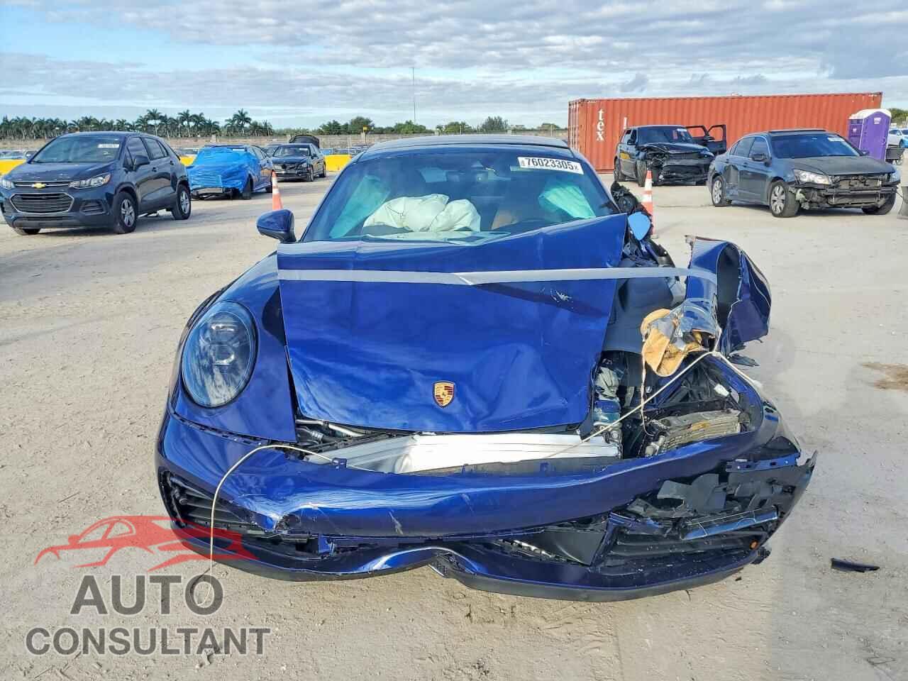 PORSCHE 911 2024 - WP0AA2A97RS208226