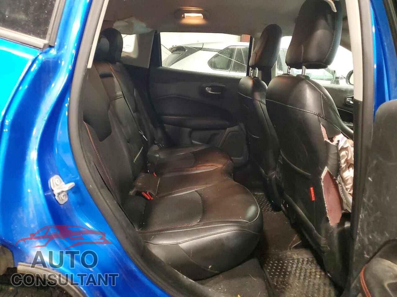 JEEP COMPASS 2019 - 3C4NJDDB5KT696740