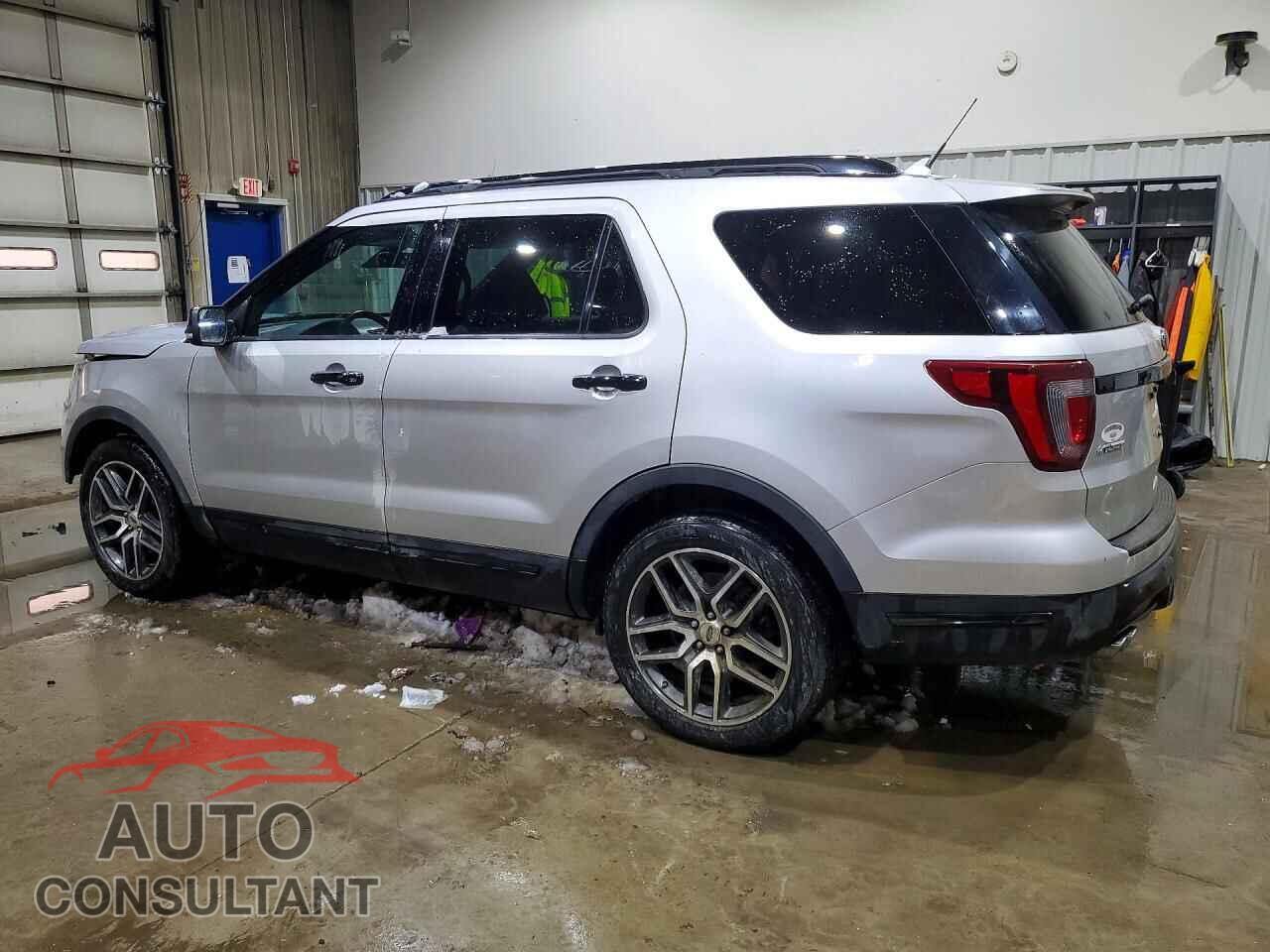 FORD EXPLORER 2018 - 1FM5K8GT4JGB24582