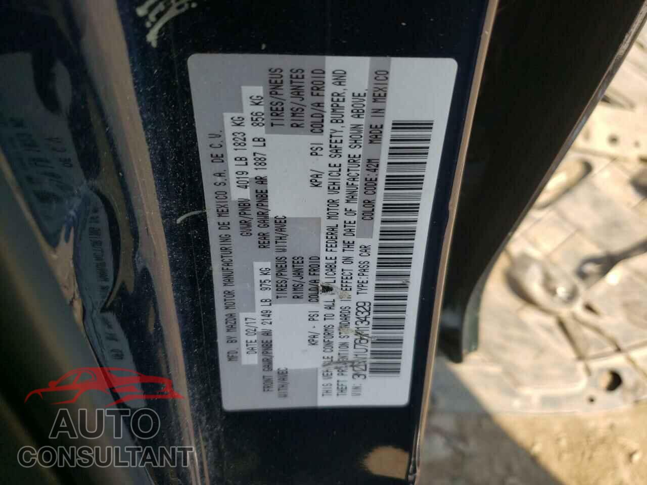 MAZDA 3 2017 - 3MZBN1U76HM134329