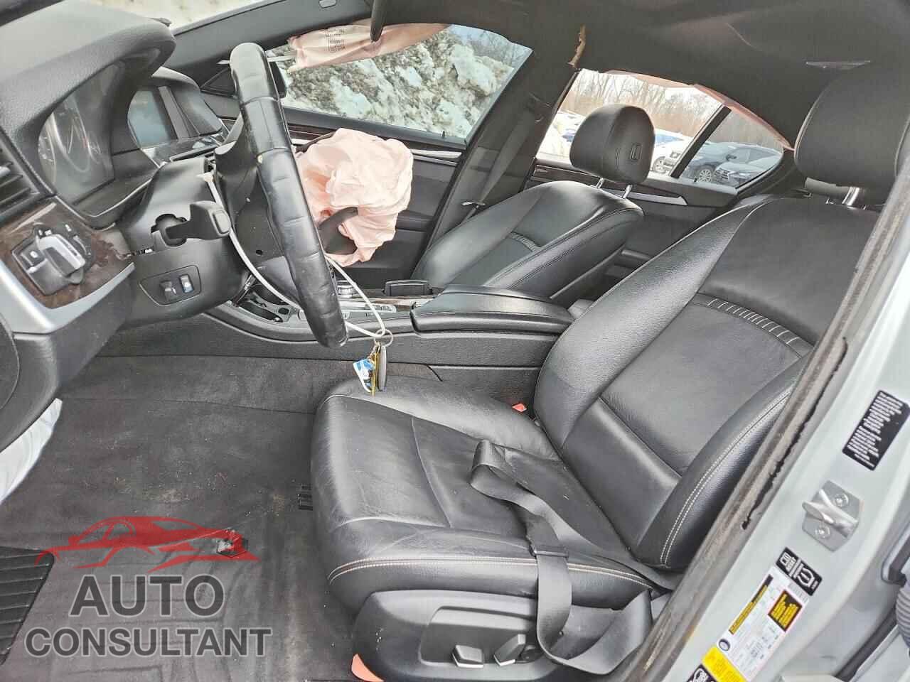 BMW 5 SERIES 2014 - WBA5B3C58ED534529