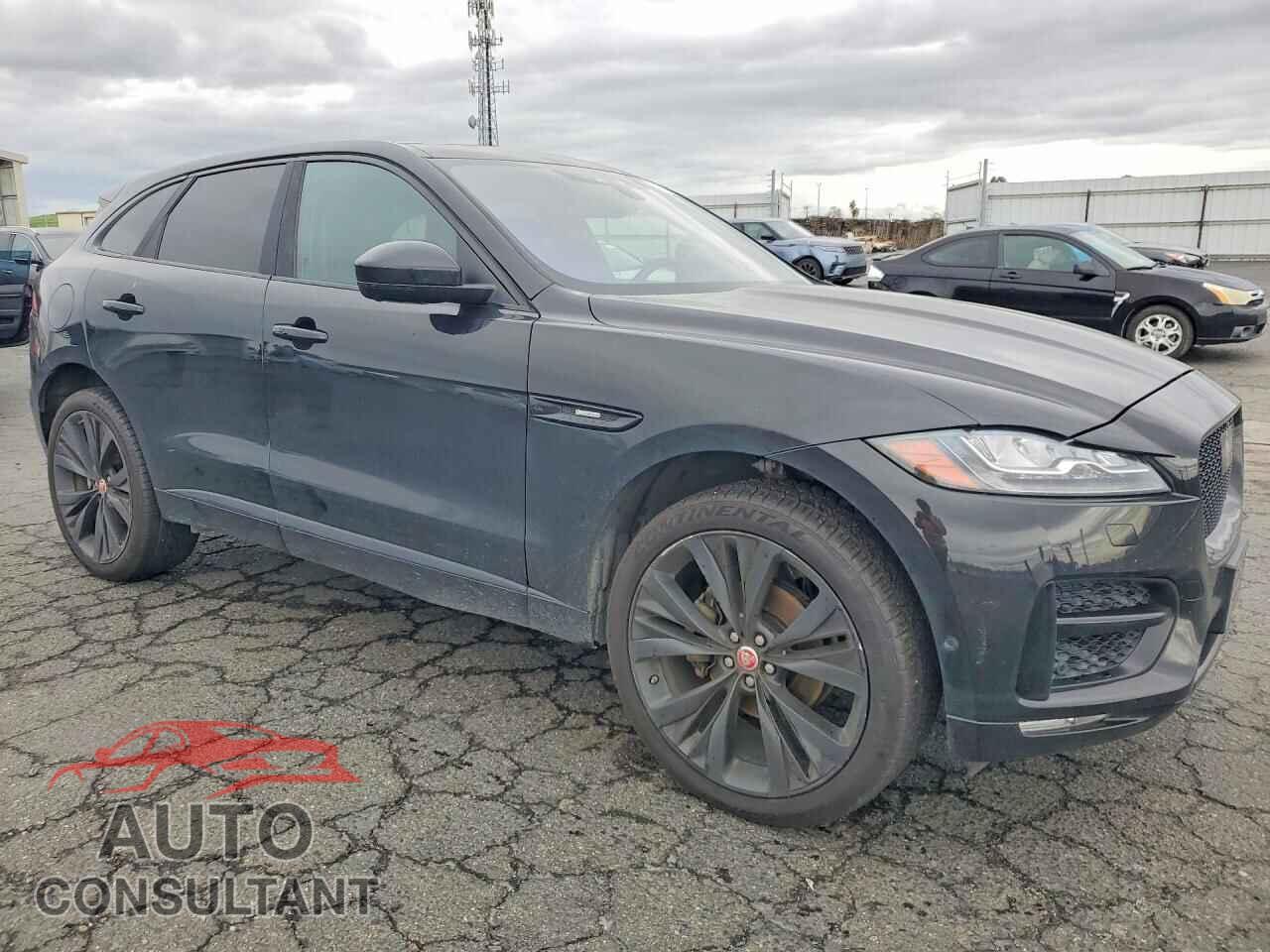 JAGUAR F-PACE 2017 - SADCL2BN4HA490039
