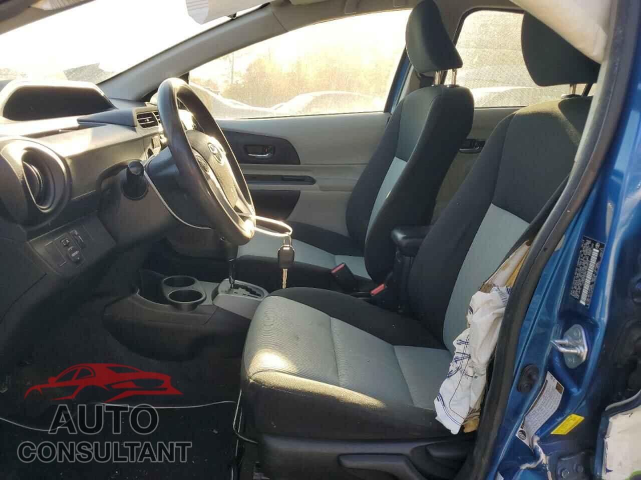 TOYOTA PRIUS 2013 - JTDKDTB39D1553512