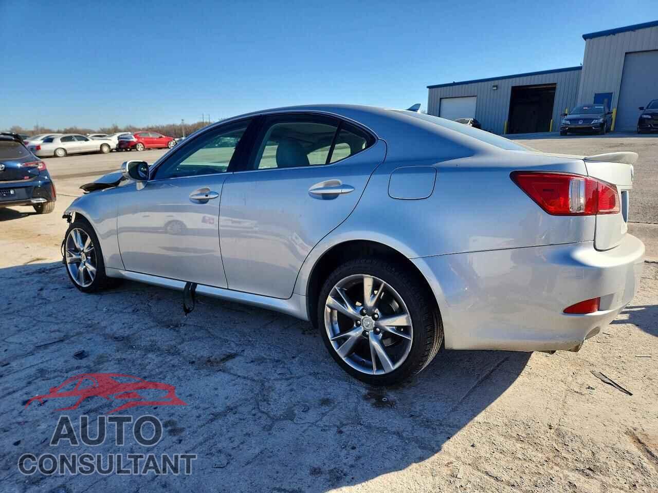 LEXUS IS 2011 - JTHBF5C23B5138461