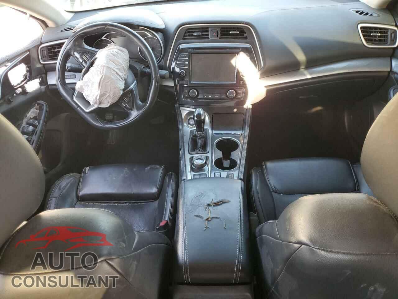 NISSAN MAXIMA 2017 - 1N4AA6AP2HC370866