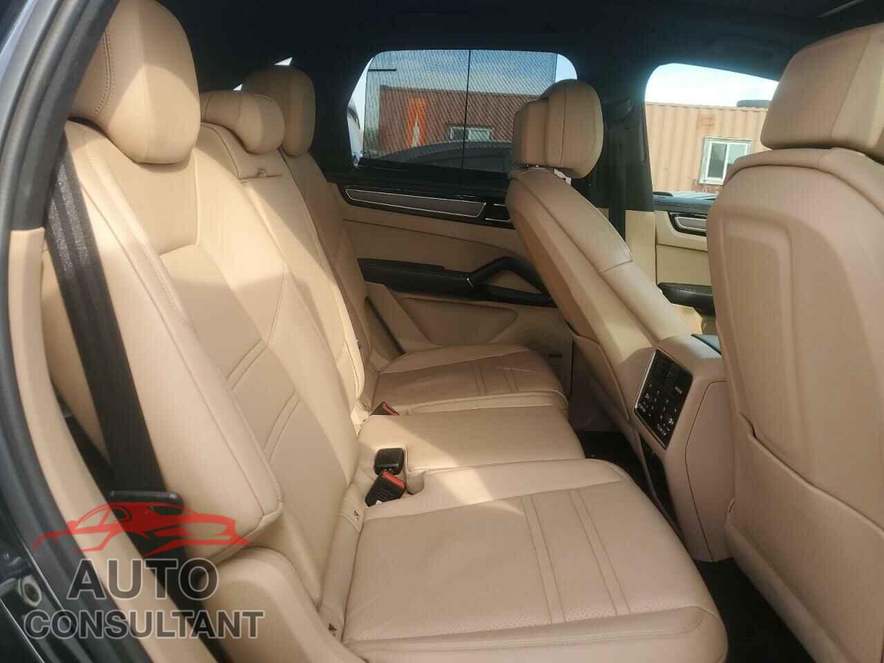 PORSCHE CAYENNE 2019 - WP1AA2AYXKDA02687
