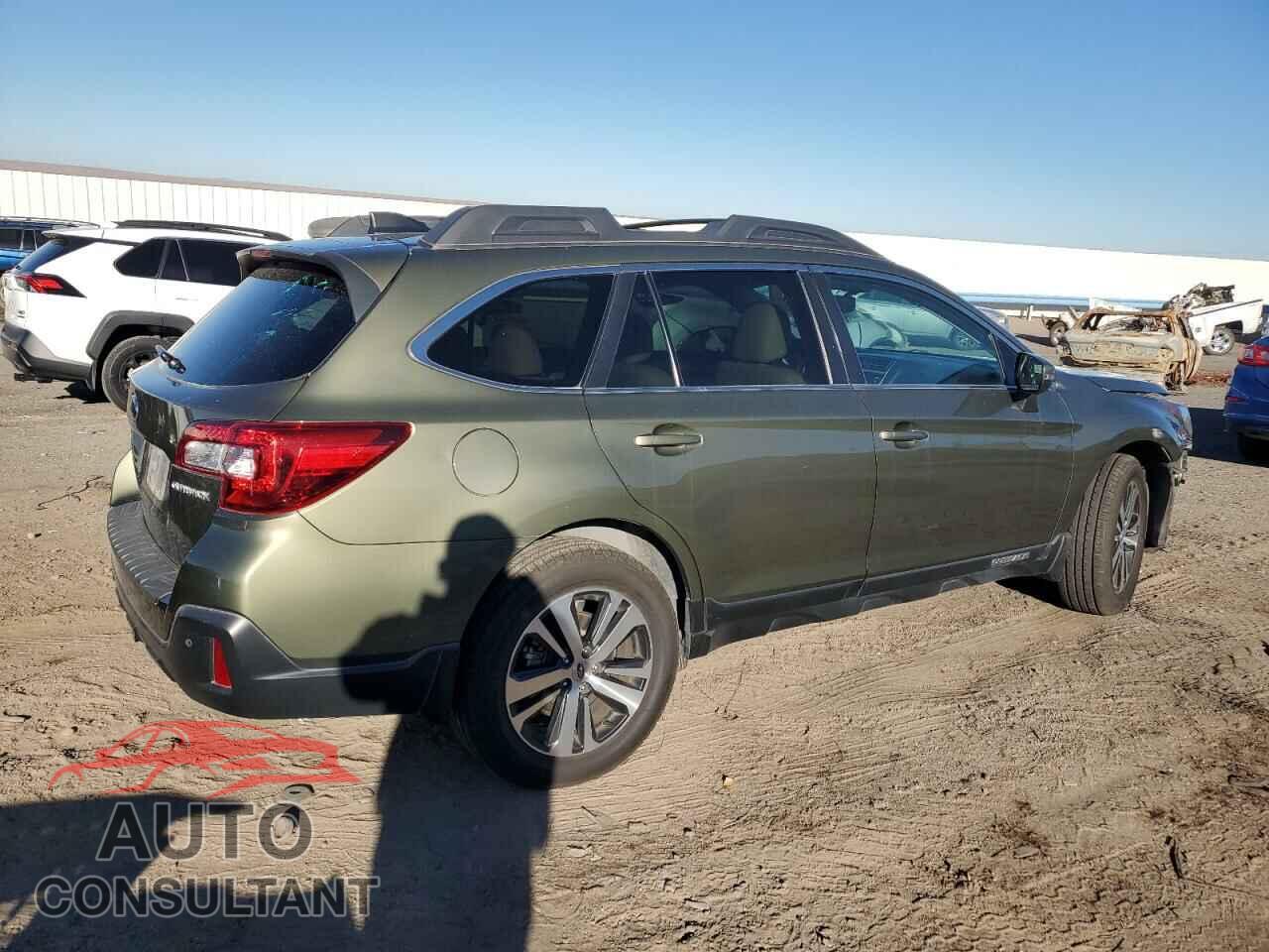 SUBARU OUTBACK 2018 - 4S4BSANC4J3347032