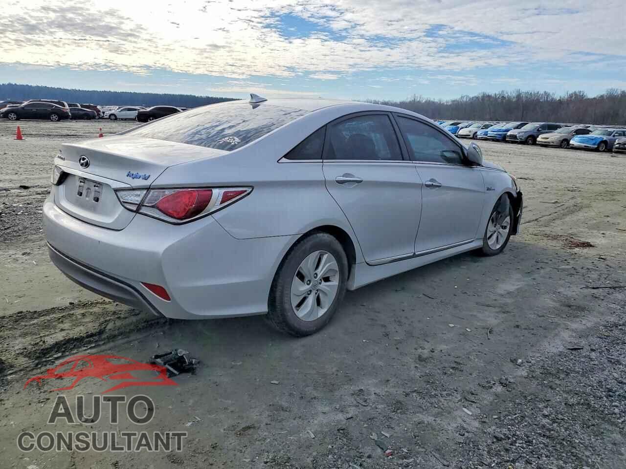 HYUNDAI SONATA 2015 - KMHEC4A41FA131653
