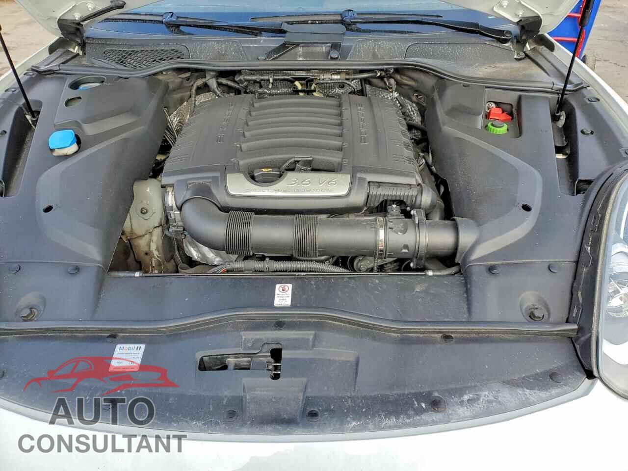 PORSCHE CAYENNE 2017 - WP1AA2A22HKA82664
